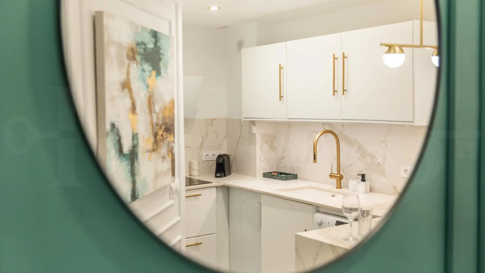 Glamorous Flat In The Heart Of Malaga By Rems